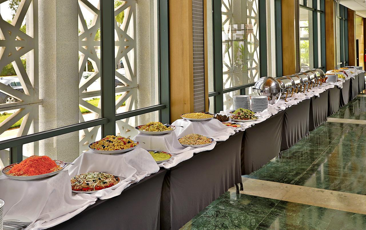 L' Amphitrite Palace Beach Resort & Spa Skhirat Exterior foto